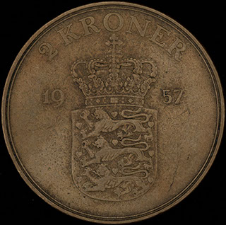 Дания. 2 кроны 1957 г. Алюминиевая бронза Дания. 2 кроны 1957 г. Алюминиевая бронза