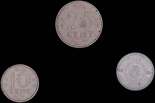 Нидерландские Антильские острова. Лот из монет 1979-1993 гг. 3 шт. Нидерландские Антильские острова. Лот из монет 1979-1993 гг. 3 шт.