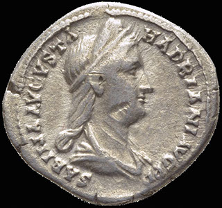 Римская империя. Сабина, жена Адриана. Денарий 128-136 гг. RIC 398. Серебро Римская империя. Сабина, жена Адриана. Денарий 128-136 гг. RIC 398. Серебро