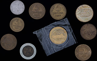 Лот из жетонов и монет 1930-1992 гг. 10 шт. Лот из жетонов и монет 1930-1992 гг. 10 шт.