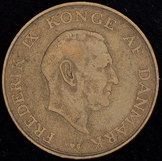 Дания. 1 крона 1955 г. Алюминиевая бронза Дания. 1 крона 1955 г. Алюминиевая бронза