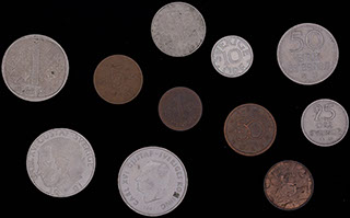 Лот из иностранных монет 1963-2007 гг. 11 шт. Лот из иностранных монет 1963-2007 гг. 11 шт.
