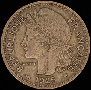Камерун 1 франк 1925 г. Алюминиевая бронза Камерун 1 франк 1925 г. Алюминиевая бронза